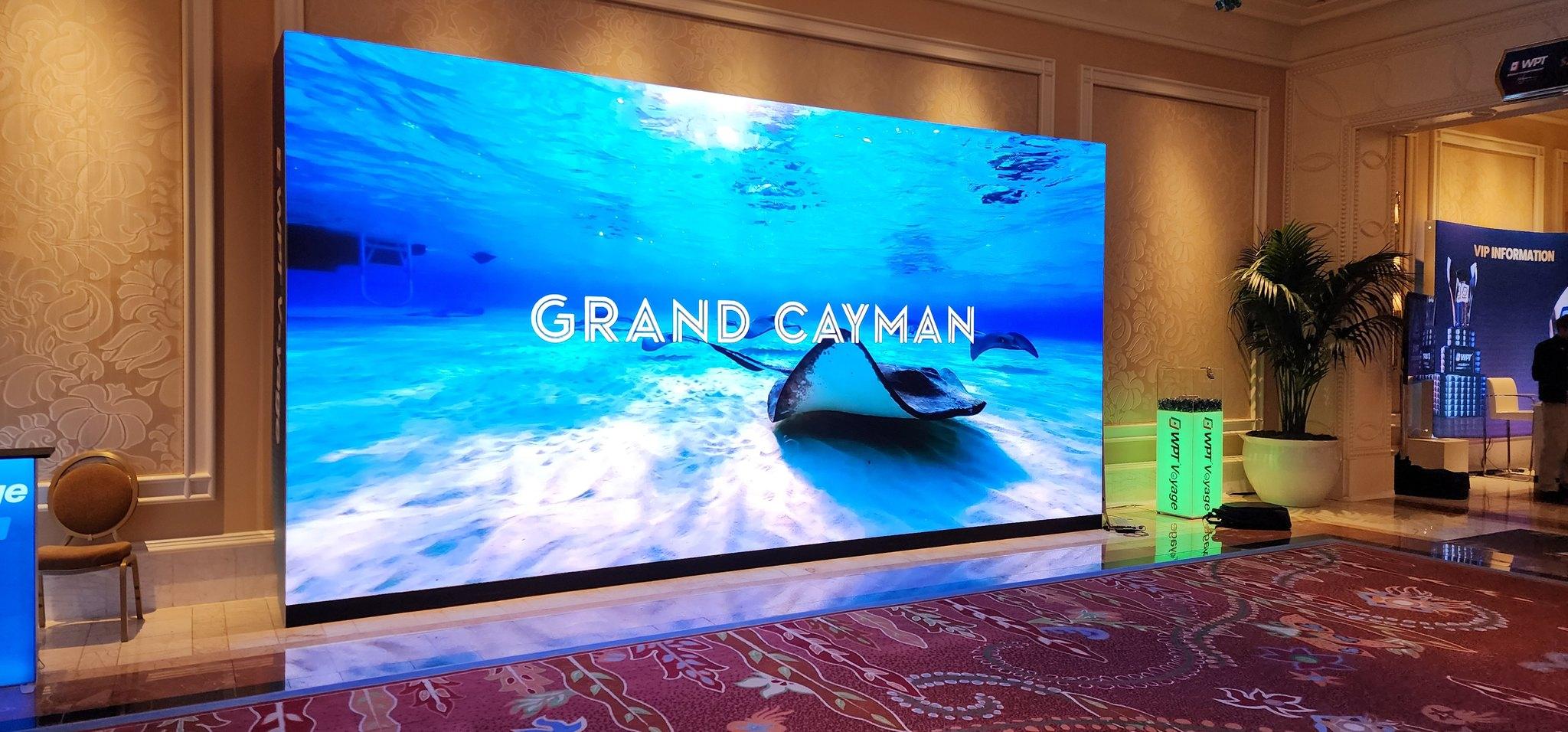 Screens & LED rental gear
