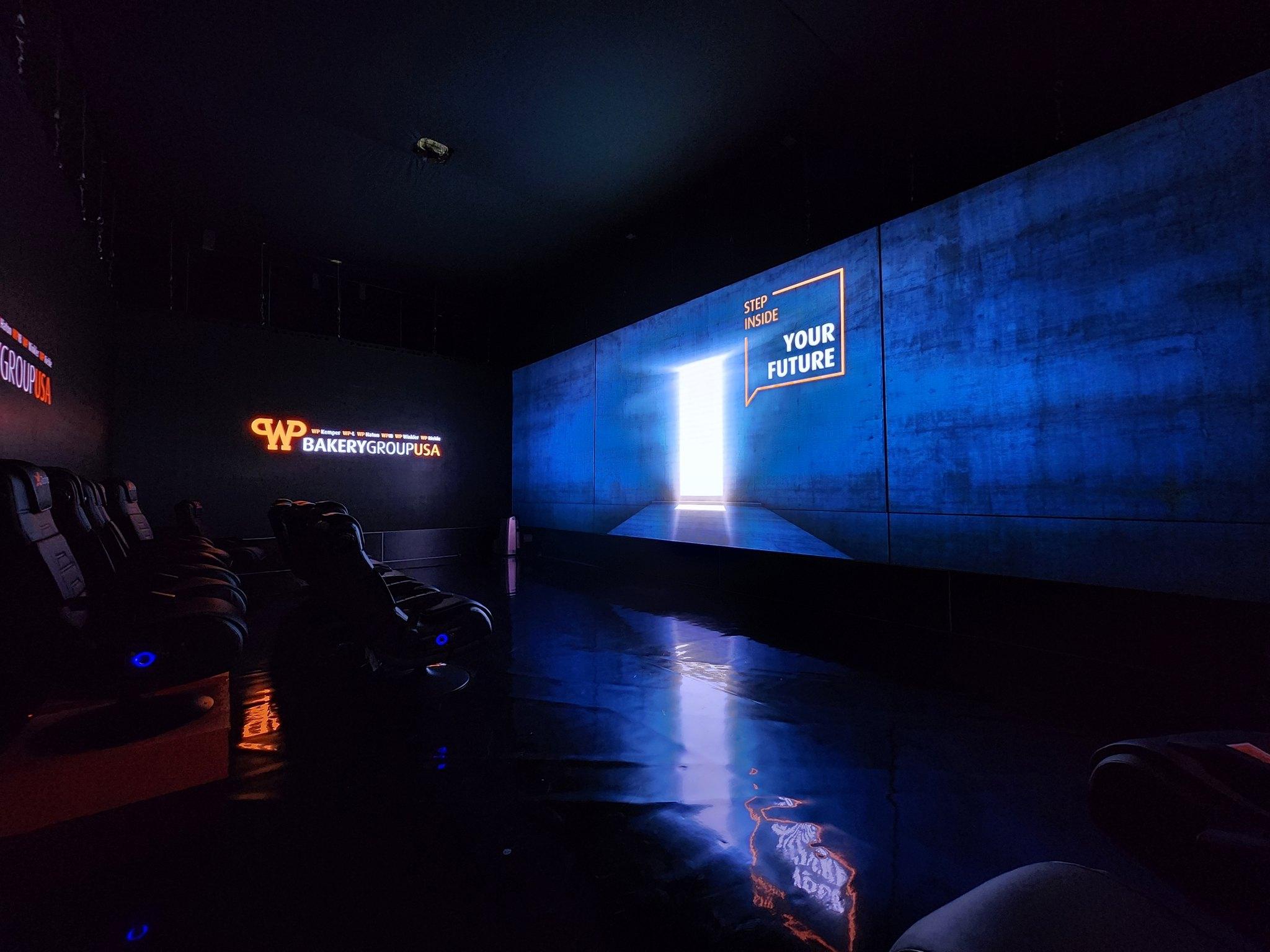 The LED theatre, a TLL build